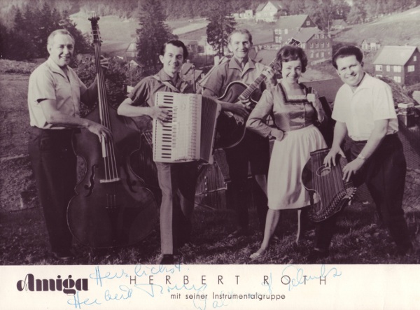 Herbert Roth mit seiner Instrumentalgruppe / Foto: Amiga, Herbert Roth, Gasthaus Werratal